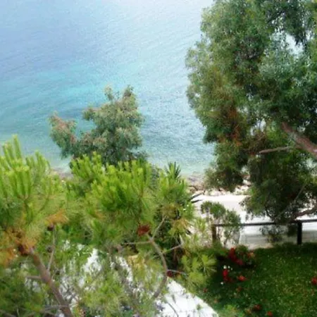 Tzeni * Lygia (Lefkada)