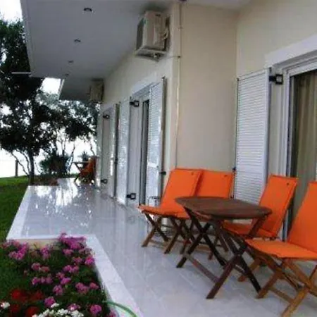 Tzeni Apartament *