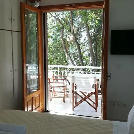 Tzeni Apartament *