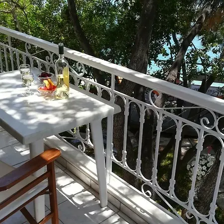 Tzeni Lygia (Lefkada)